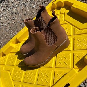 Brown Chelsea Platform Boots